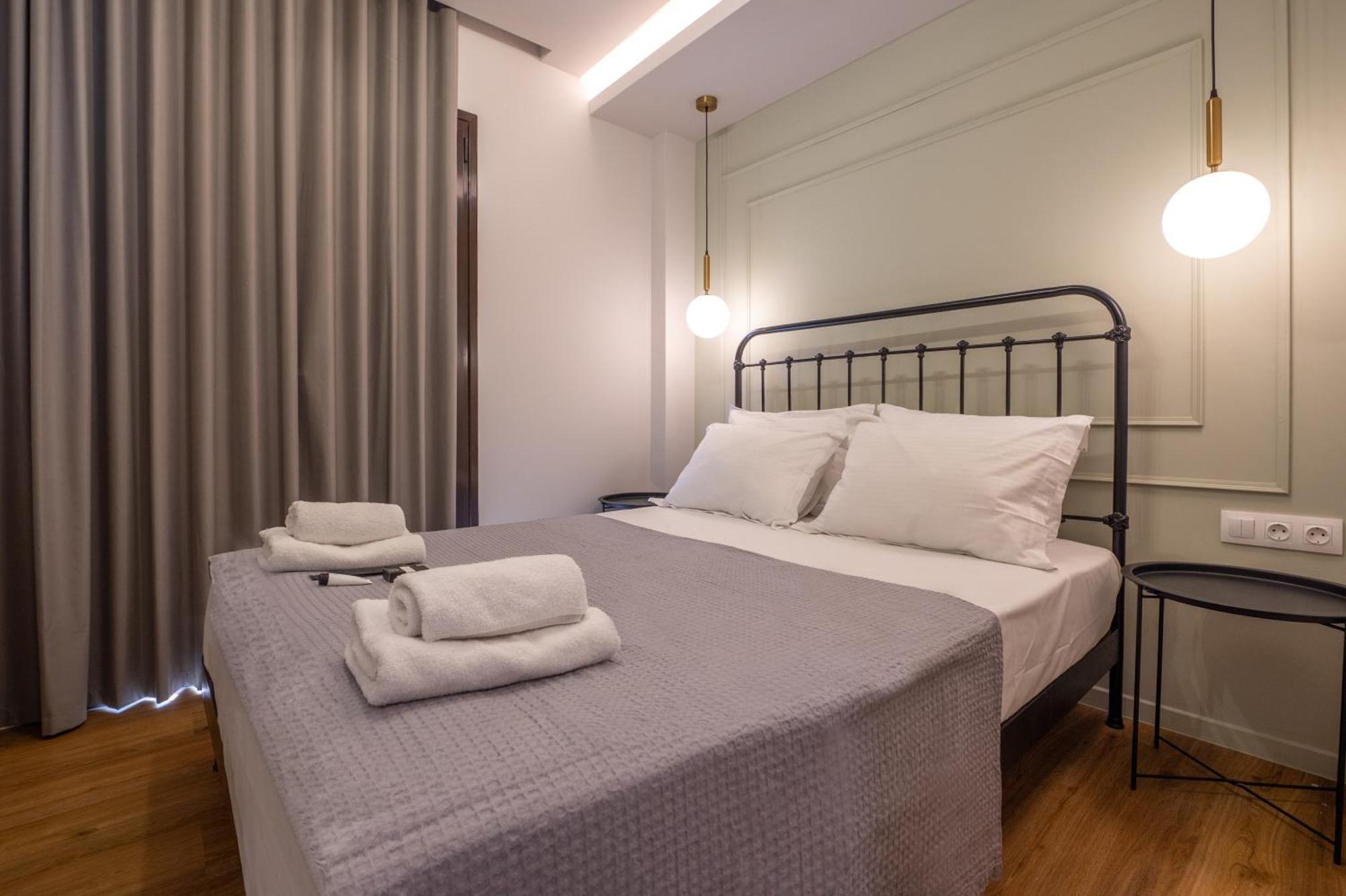 Live Life Plaka Apartment Athen Eksteriør billede