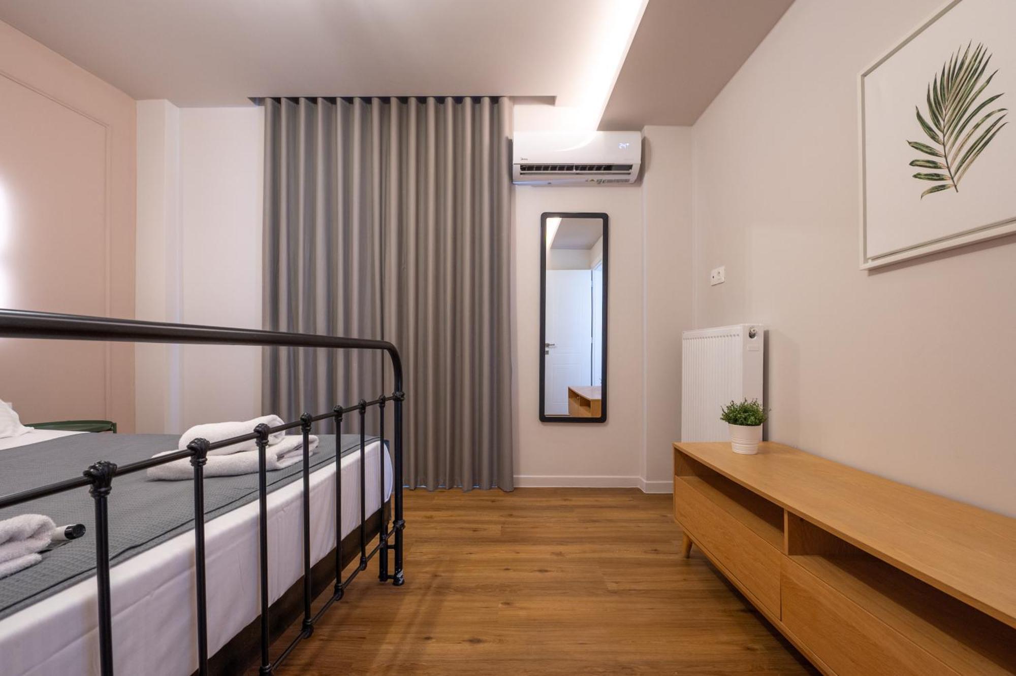 Live Life Plaka Apartment Athen Eksteriør billede