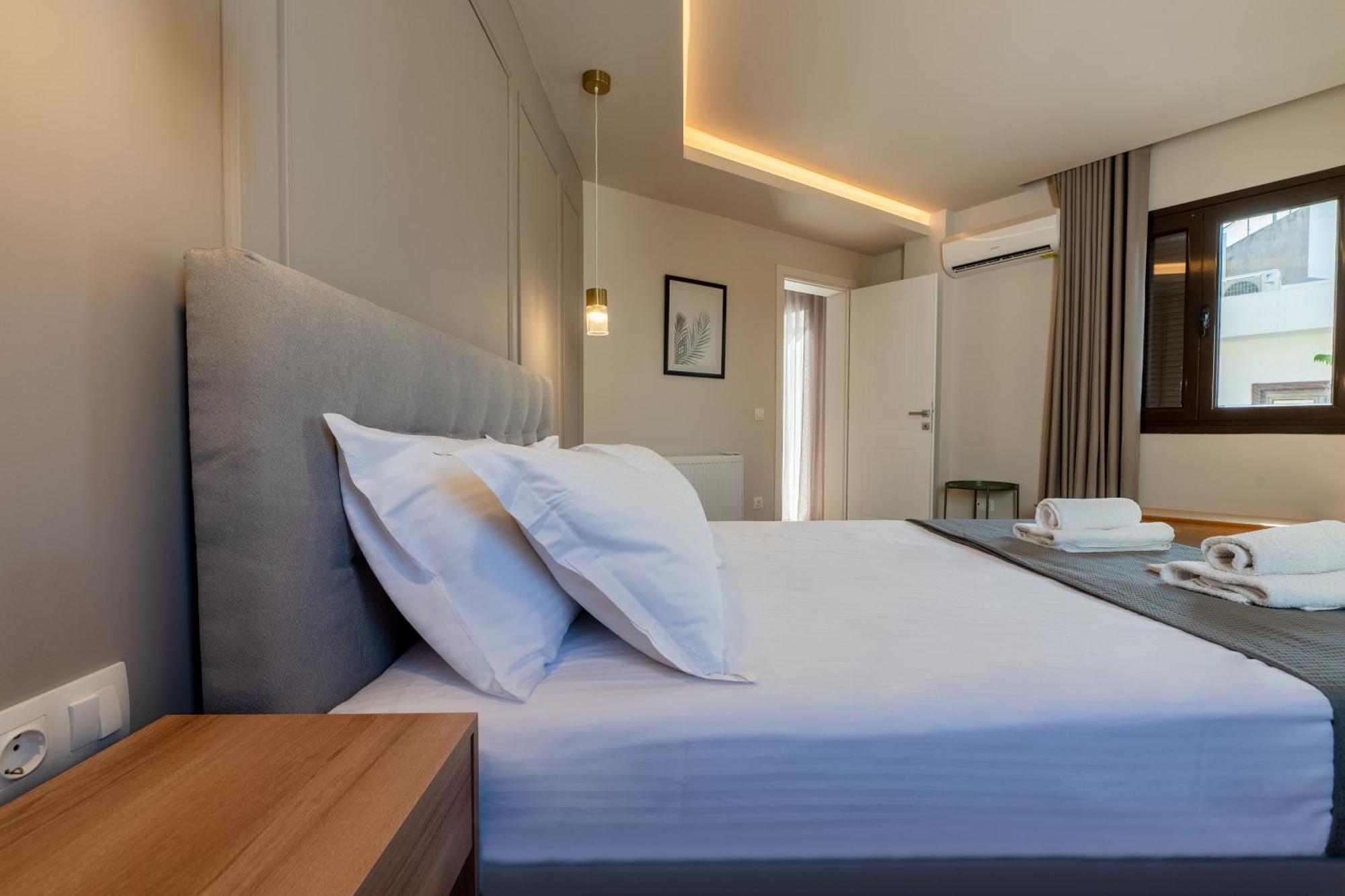 Live Life Plaka Apartment Athen Eksteriør billede