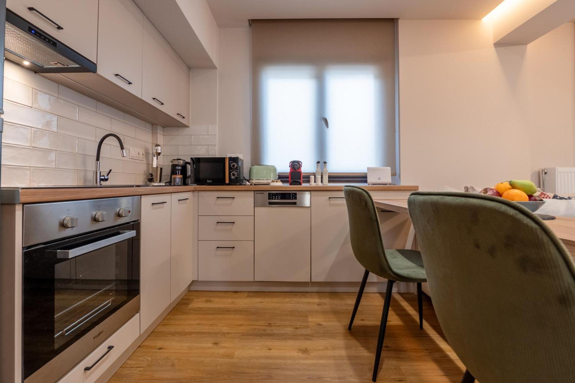 Live Life Plaka Apartment Athen Eksteriør billede