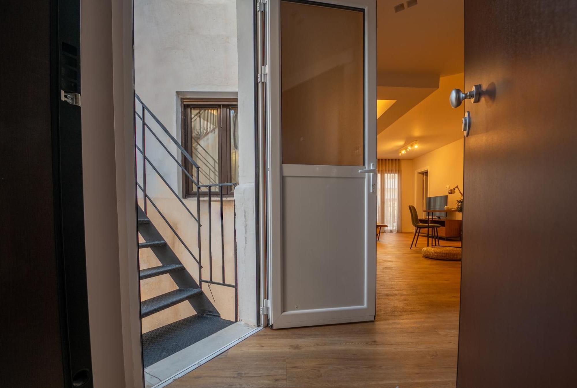 Live Life Plaka Apartment Athen Eksteriør billede