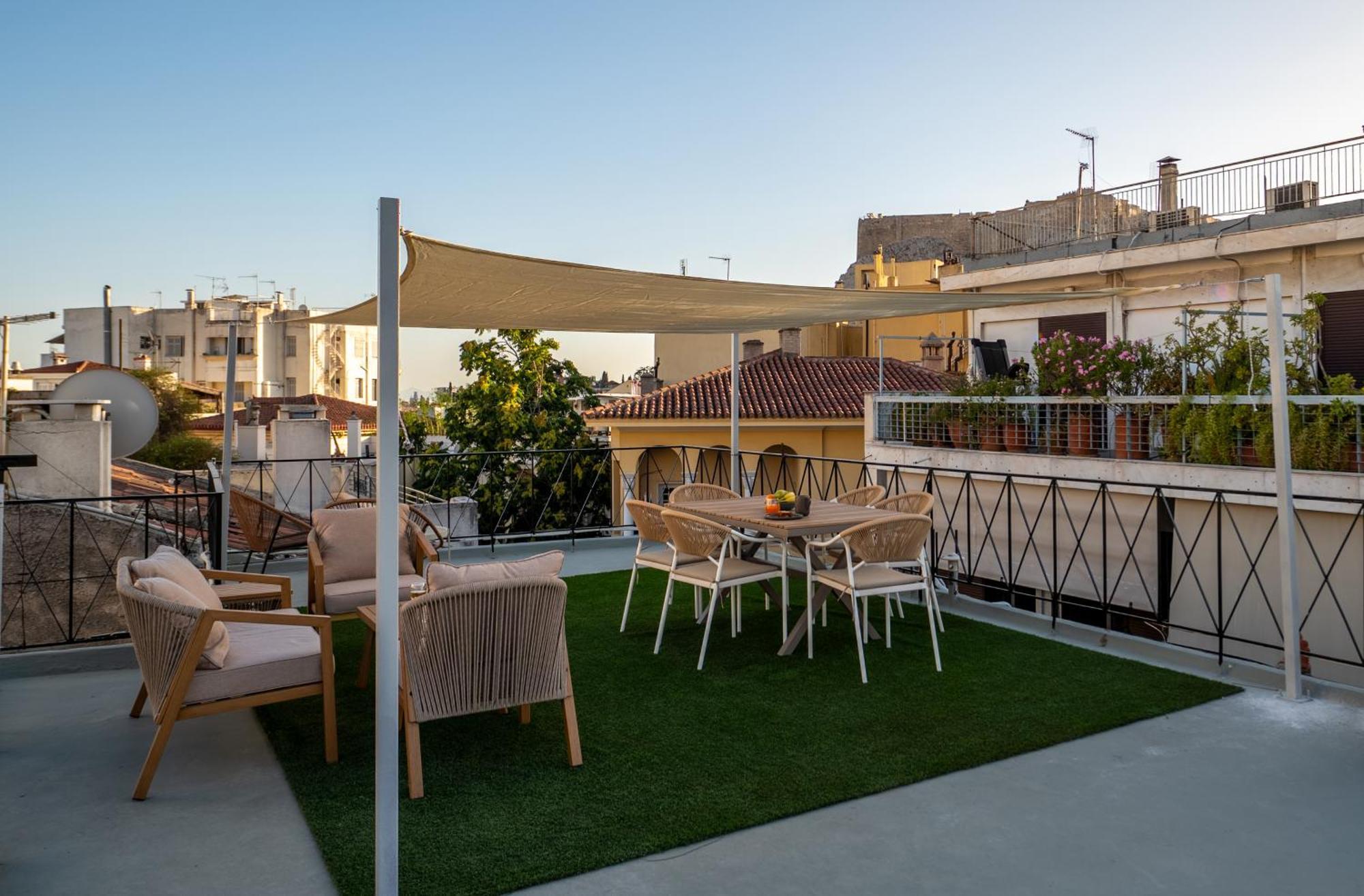 Live Life Plaka Apartment Athen Eksteriør billede